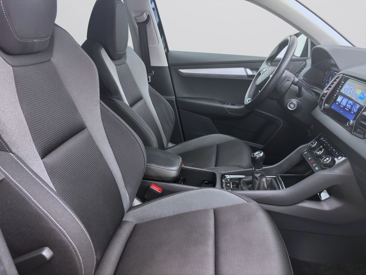 Thumb 16: Škoda Karoq 1.0 TSI TOUR NAVI SITZHZG KAMERA PDC
