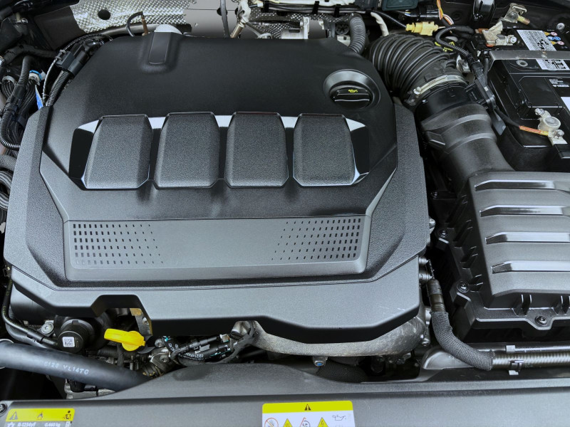 Bild 17: Volkswagen Golf 2.0 TDI UNITED NAVI LED SITZHZG DAB+