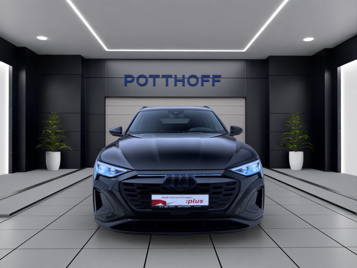 Thumb 7: Audi Q8 Sportback 55 e-tron Q S LINE PANO NAVI+ B&O LM22 HuD