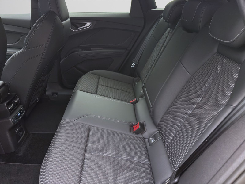 Bild 15: Audi Q4 e-tron PERFORMANCE S LINE STDHZG AHK SONOS HuD 360° NAVI