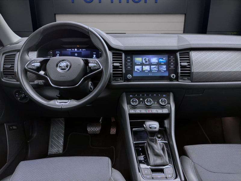 Bild 12: Škoda Kodiaq 2.0 TDI DSG 4x4 STYLE STDHZG PANO AHK NAVI