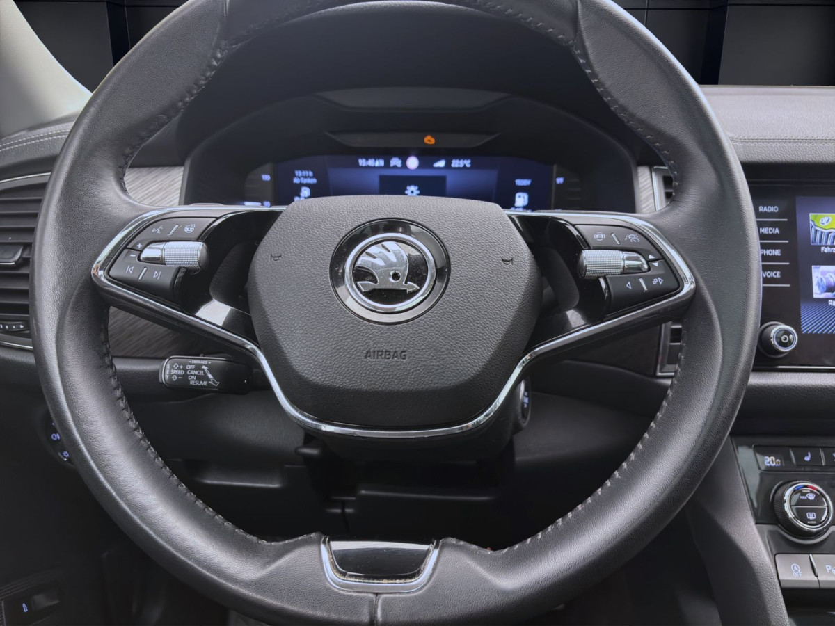 Thumb 11: Škoda Kodiaq 2.0 TDI DSG 4x4 STYLE STDHZG PANO AHK NAVI