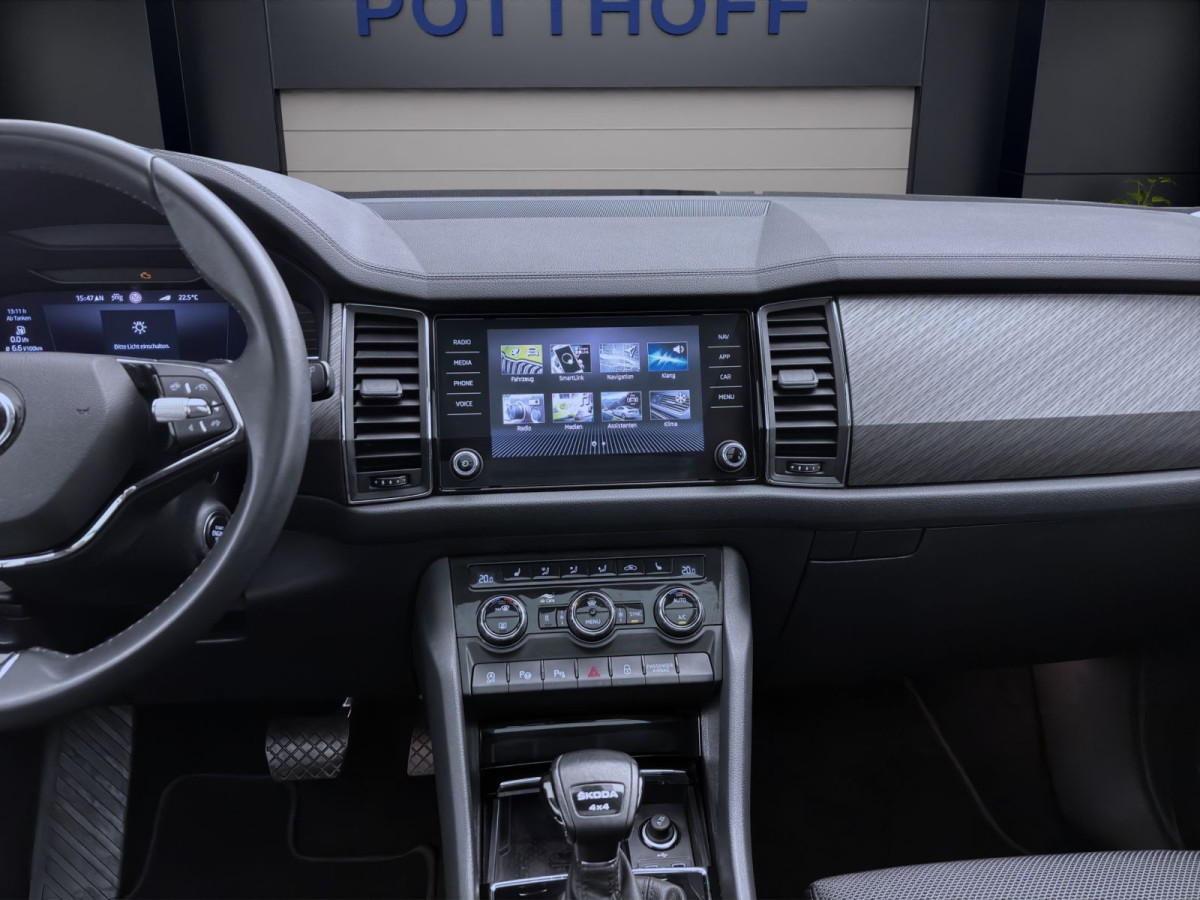 Thumb 13: Škoda Kodiaq 2.0 TDI DSG 4x4 STYLE STDHZG PANO AHK NAVI
