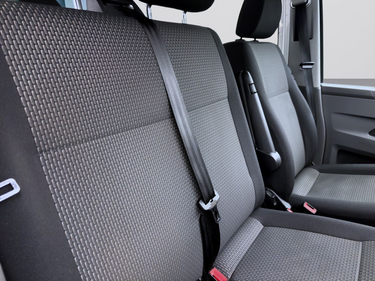 Thumb 15: Volkswagen T6.1 Transporter Kasten 2.0 TDI 4M PLUS STDHZG AHK KAMERA NAVI