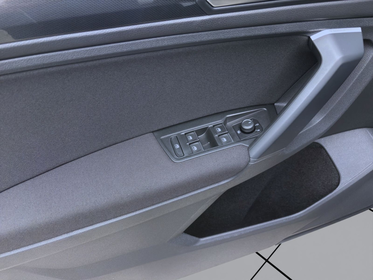 Thumb 10: Volkswagen Tiguan 2.0 TDI DSG LIFE AHK KAMERA NAVI PDC