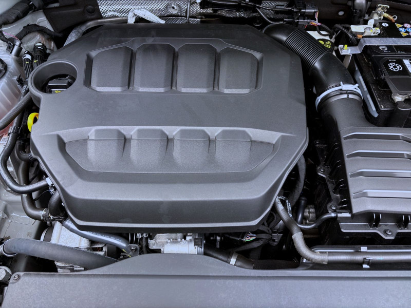 Bild 18: Škoda Karoq 2.0 TSI DSG 4x4 SPORTLINE MATRIX PDC SITZHZG