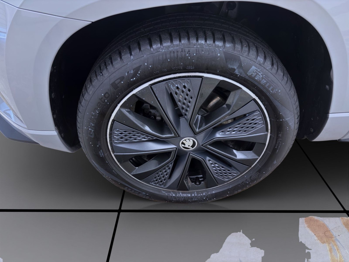 Thumb 8: Škoda Karoq 2.0 TSI DSG 4x4 SPORTLINE MATRIX PDC SITZHZG