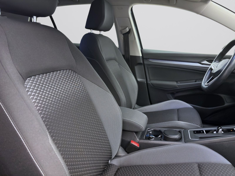 Bild 16: Volkswagen Golf 2.0 TDI DSG ACTIVE AHK KAMERA NAVI PDC