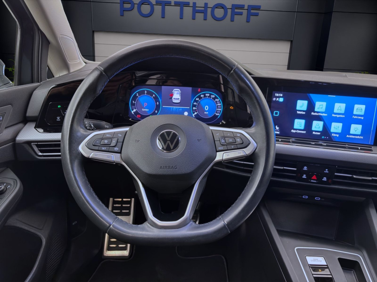 Thumb 11: Volkswagen Golf 2.0 TDI DSG ACTIVE AHK KAMERA NAVI PDC