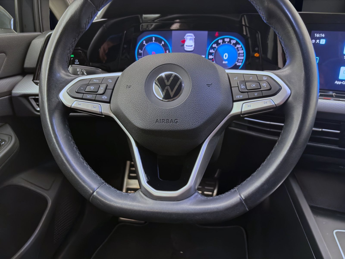 Thumb 12: Volkswagen Golf 2.0 TDI DSG ACTIVE AHK KAMERA NAVI PDC