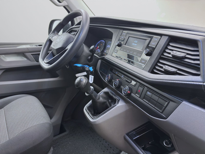 Bild 16: Volkswagen T6.1 Transporter Kasten 2.0 TDI PDC KLIMA DAB+