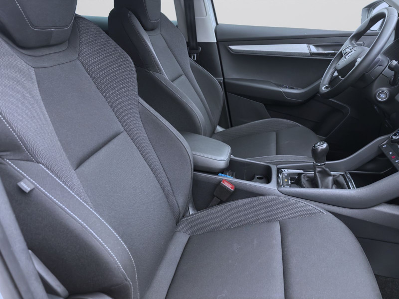 Bild 15: Škoda Karoq 2.0 TDI SELECTION NAVI KAMERA SITZHZG PDC