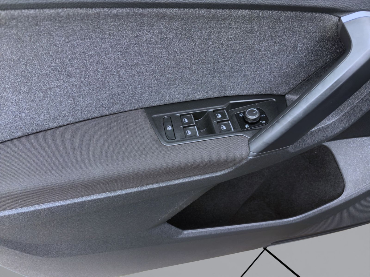 Thumb 10: Volkswagen Tiguan 1.5 TSI DSG MOVE AHK KAMERA SITZHZG PDC