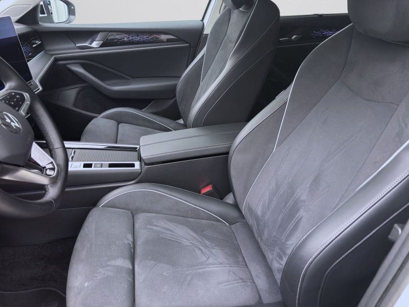 Bild 9: Volkswagen Passat Variant 2.0 TDI DSG ELEGANCE STDHZG PANO AHK NAVI