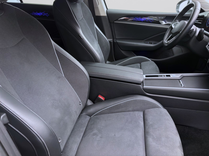 Bild 16: Volkswagen Passat Variant 2.0 TDI DSG BUSINESS STDHZG AHK NAVI KAMERA