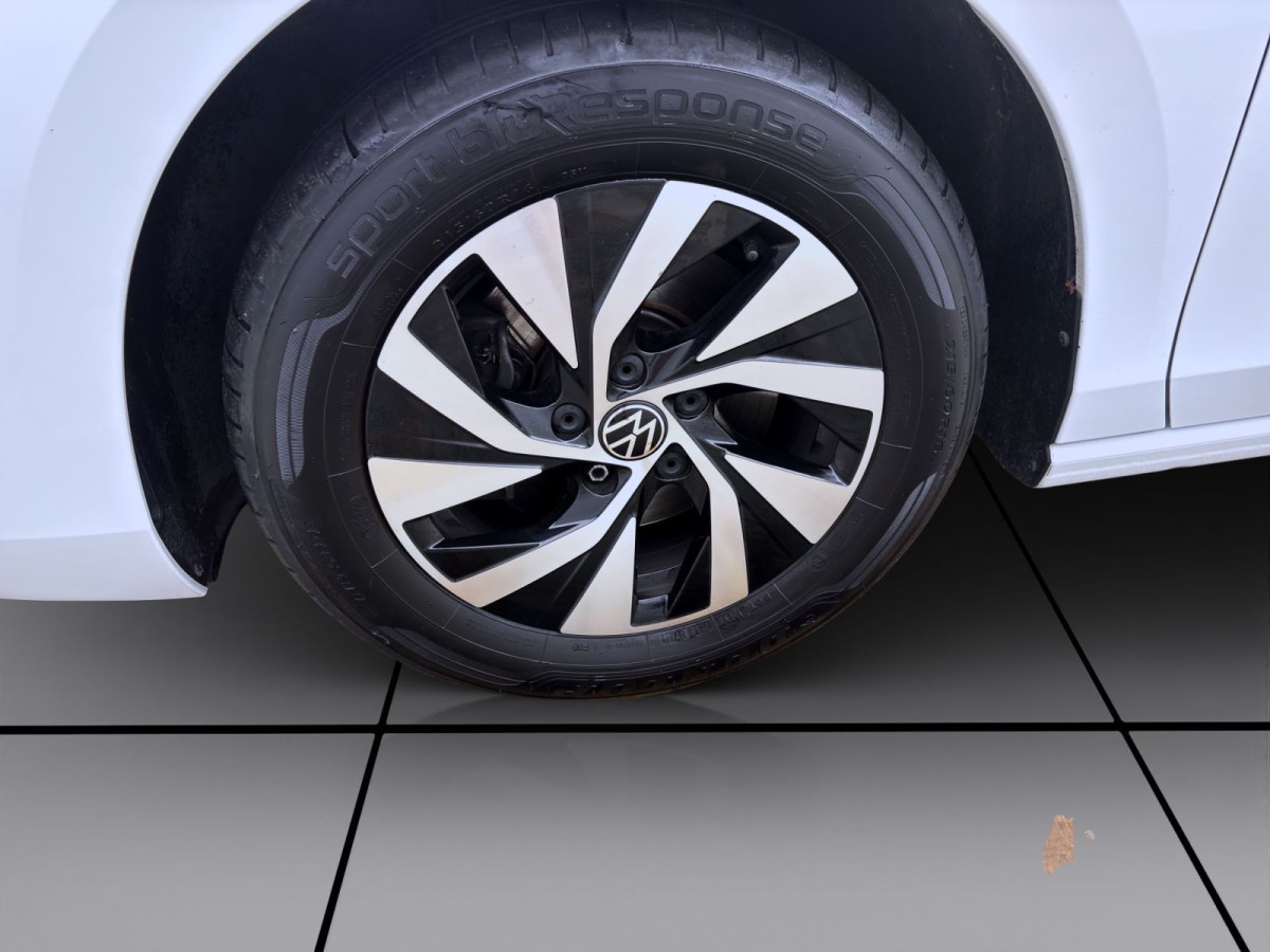 Thumb 8: Volkswagen Passat Variant 2.0 TDI DSG BUSINESS STDHZG AHK NAVI KAMERA