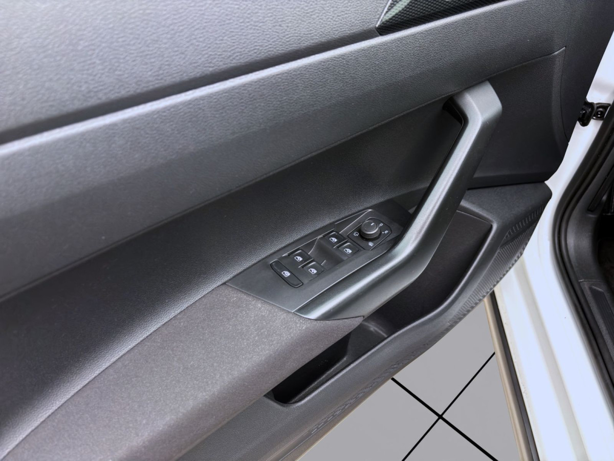 Thumb 10: Volkswagen Taigo 1.0 TSI LIFE KAMERA PDC SITZHZG LED
