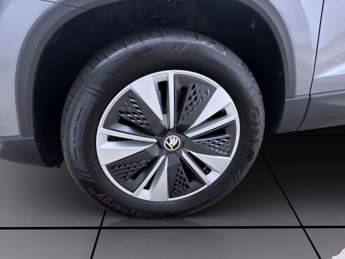 Thumb 7: Škoda Karoq 2.0 TDI DSG 4x4 AMBITION AHK NAVI KAMERA SITZHZG