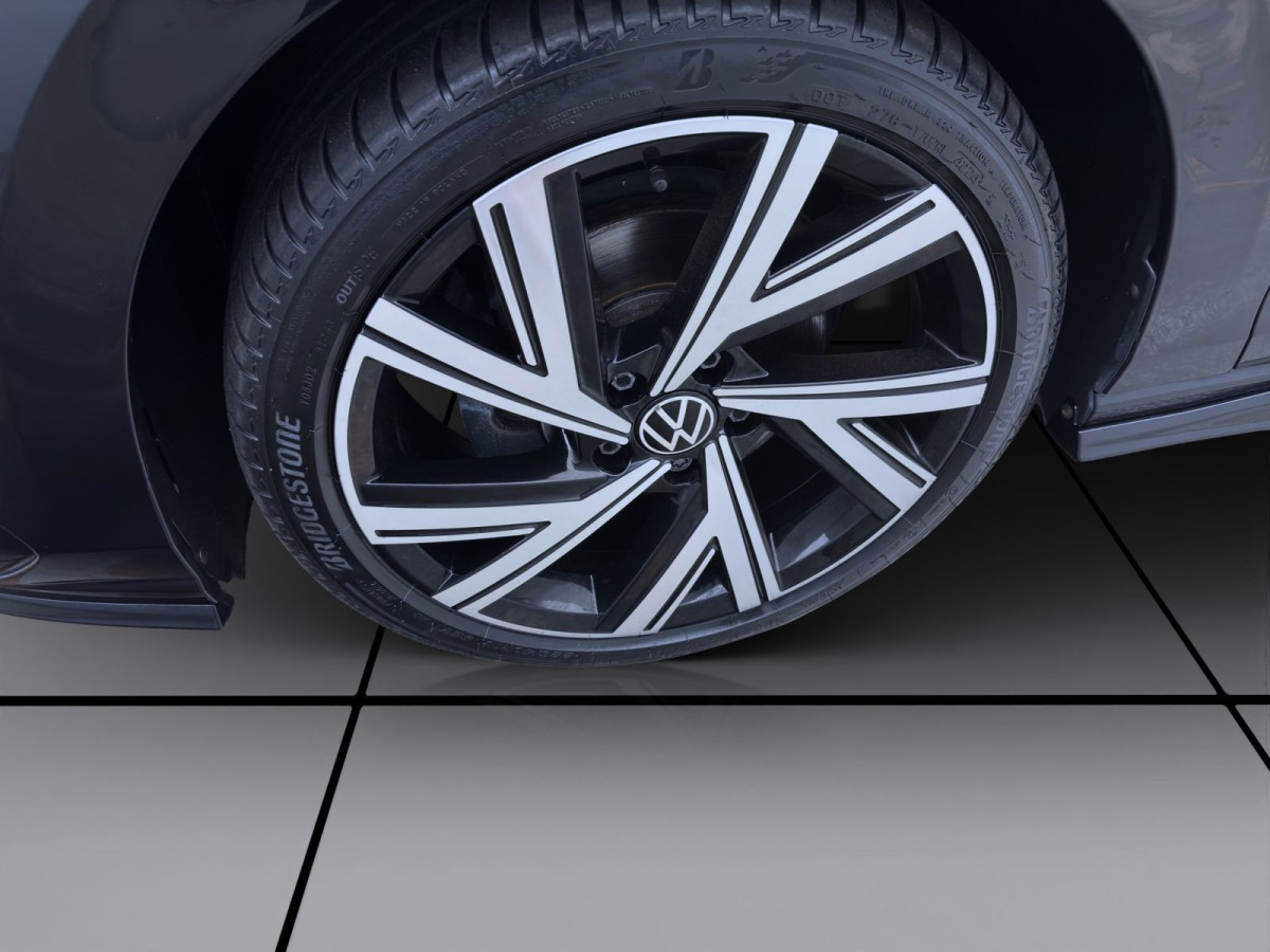Thumb 8: Volkswagen Golf 1.5 eTSI DSG R-LINE NAVI KAMERA SITZHZG PDC