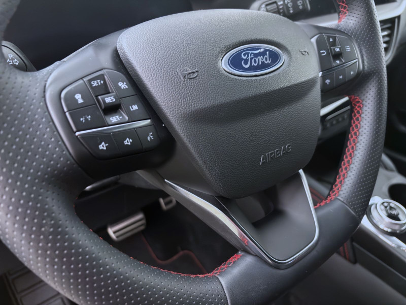 Bild 17: Ford Kuga 1.5 EcoBoost ST-LINE X NAVI KAMERA SITZHZG LED PDC