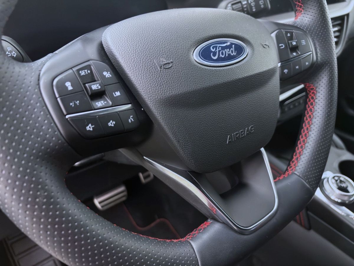 Thumb 17: Ford Kuga 1.5 EcoBoost ST-LINE X NAVI KAMERA SITZHZG LED PDC