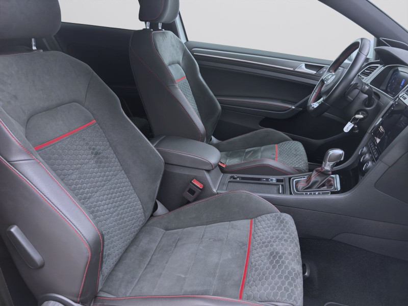 Bild 16: Volkswagen Golf GTI PERFORMANCE PANO NAVI LED KAMERA DCC