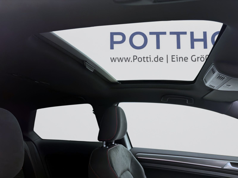 Bild 17: Volkswagen Golf GTI PERFORMANCE PANO NAVI LED KAMERA DCC