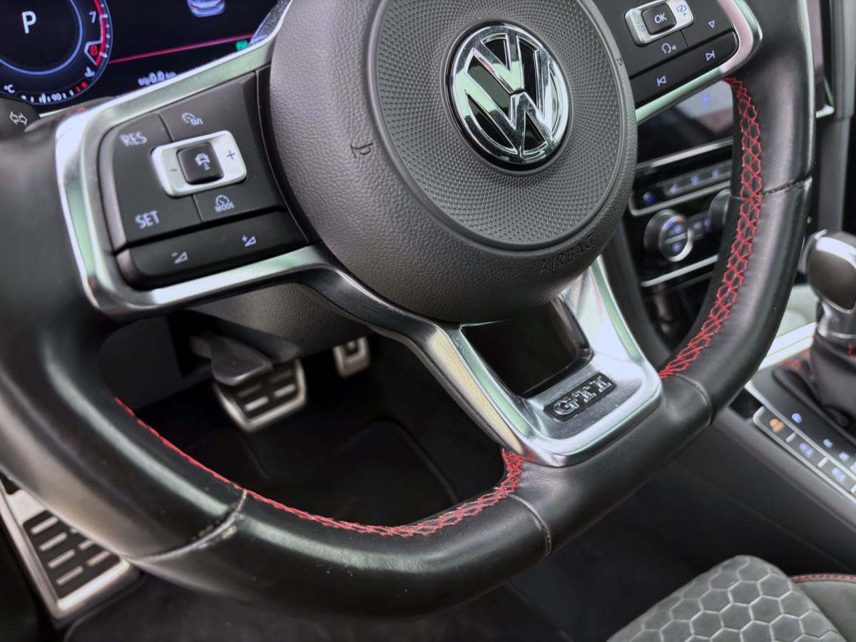 Thumb 12: Volkswagen Golf GTI PERFORMANCE PANO NAVI LED KAMERA DCC