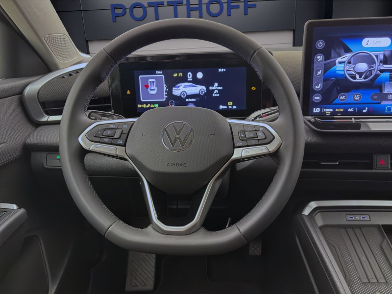 Bild 11: Volkswagen T-Roc 1.5 eTSI DSG LIFE AHK NAVI KAMERA SITZHZG
