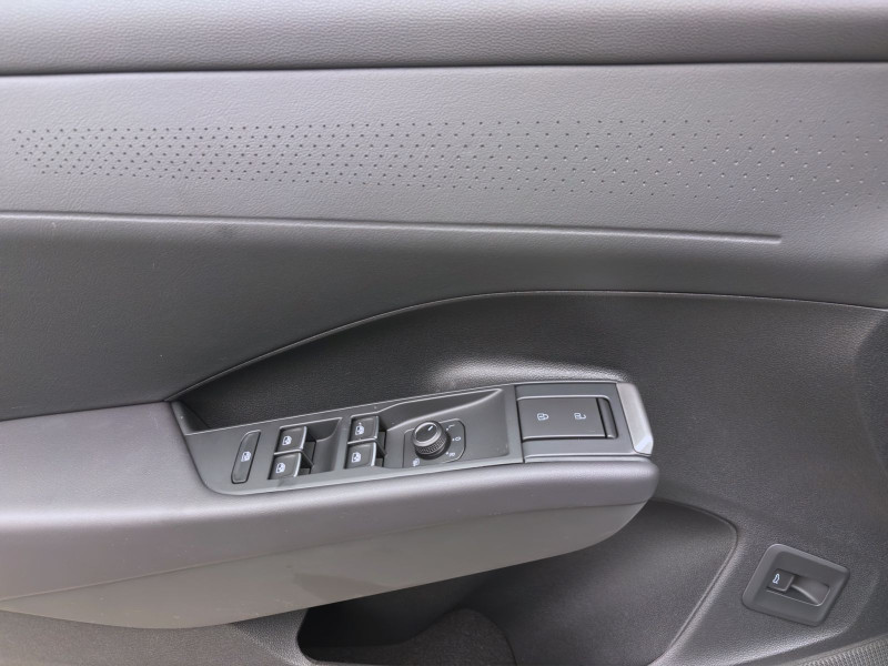 Bild 10: Volkswagen T-Roc 1.5 eTSI DSG R-LINE HuD AHK NAVI KLIMA ACC IQ.DRIVE