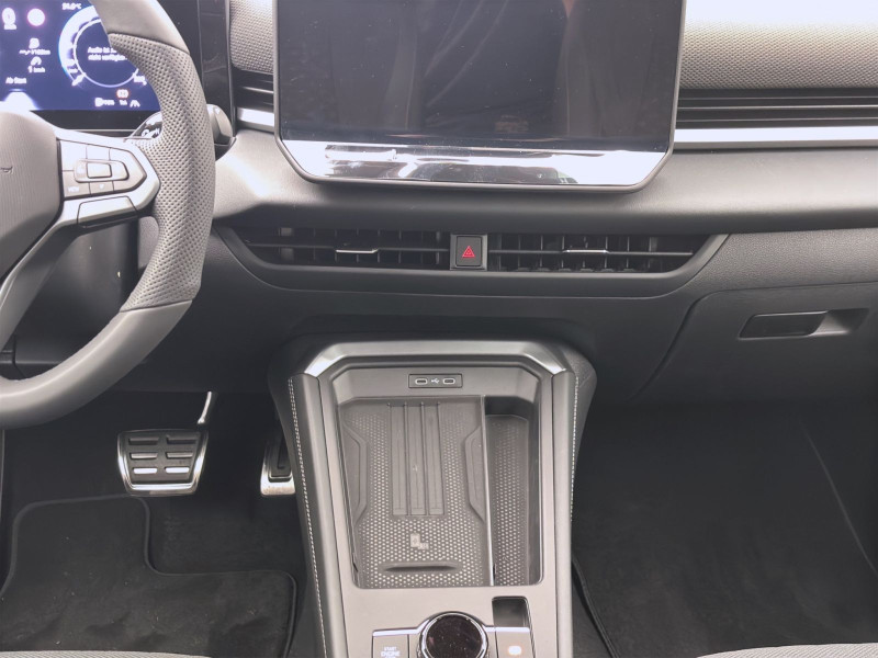 Bild 14: Volkswagen T-Roc 1.5 eTSI DSG R-LINE HuD AHK KLIMA LM19