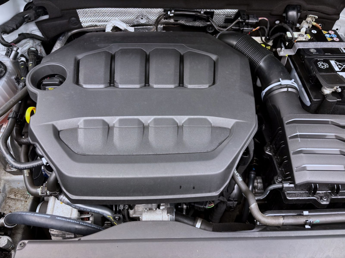 Thumb 17: Škoda Karoq 2.0 TSI DSG 4x4 SPORTLINE SITZHZG PDC VIRTUAL KLIMA