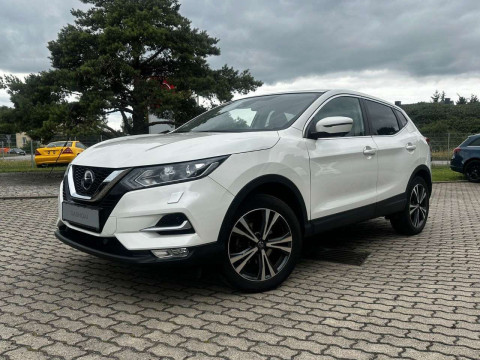 Automodell: Qashqai in der Farbe weiß