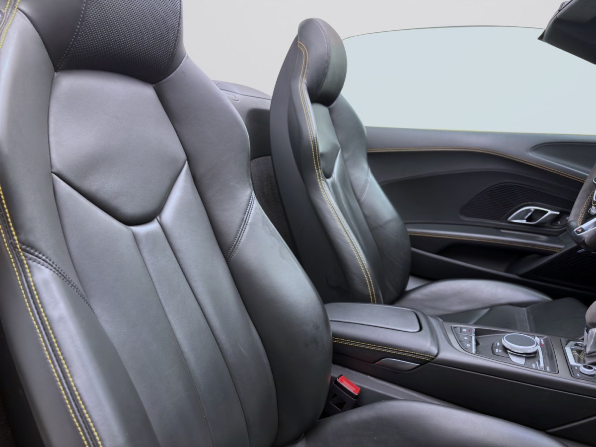 Thumb 15: Audi R8 Spyder V10 RWD PERFORMANCE B&O LM20 KAMERA NAVI