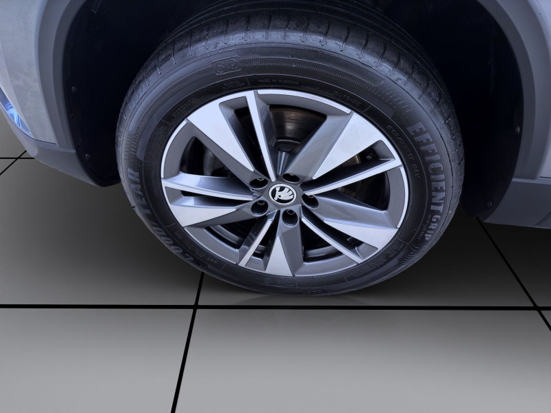 Bild 7: Škoda Karoq 2.0 TDI DSG TOUR AHK NAVI SITZHZG PDC