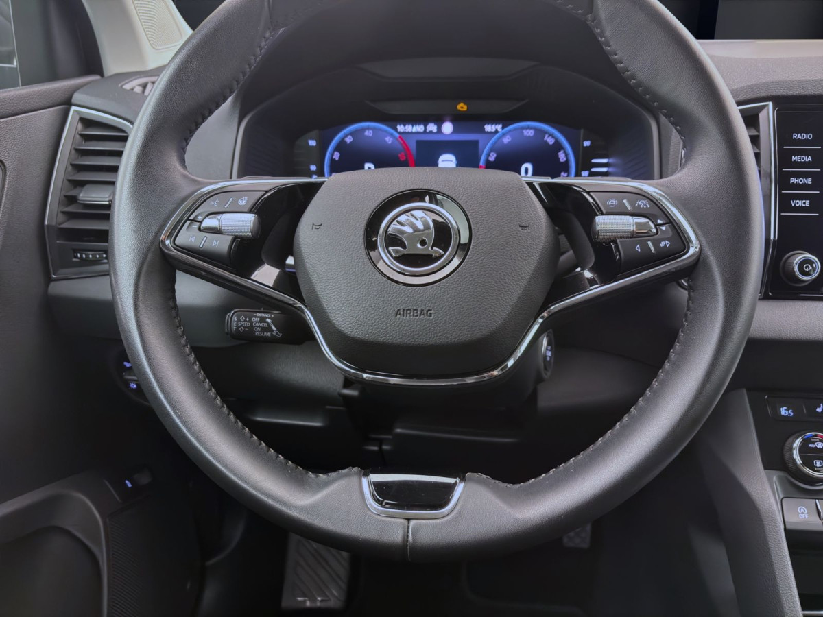 Thumb 11: Škoda Karoq 2.0 TDI DSG TOUR AHK NAVI SITZHZG PDC