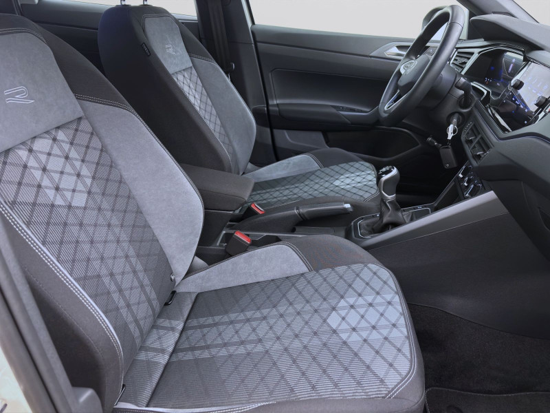 Bild 16: Volkswagen Taigo 1.0 TSI R-LINE IQ.LIGHT SITZHZG KLIMA PDC