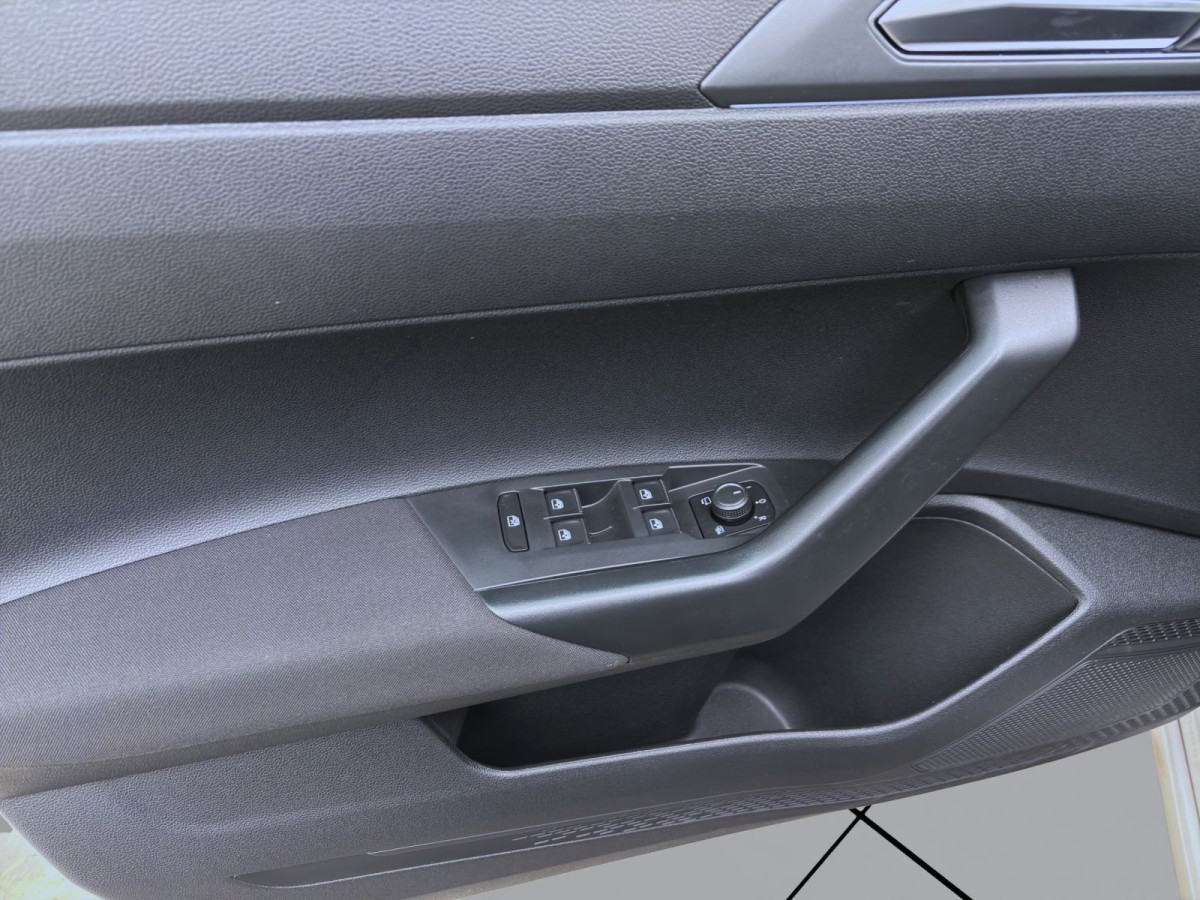 Thumb 10: Volkswagen Taigo 1.0 TSI R-LINE IQ.LIGHT SITZHZG KLIMA PDC