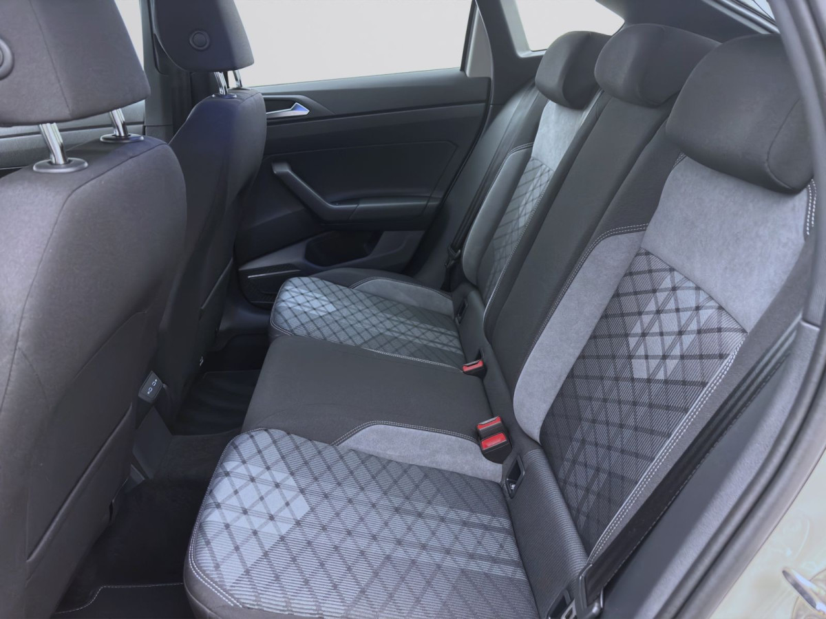 Thumb 15: Volkswagen Taigo 1.0 TSI R-LINE IQ.LIGHT SITZHZG KLIMA PDC