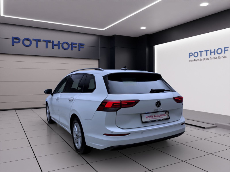 Bild 2: Volkswagen Golf Variant 2.0 TDI DSG LIFE AHK NAVI SITZHZG PDC