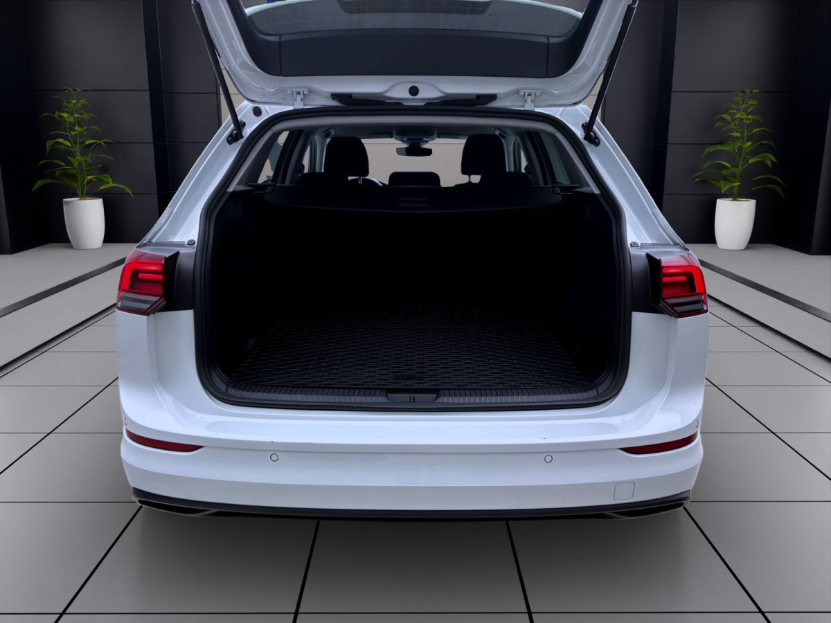 Thumb 4: Volkswagen Golf Variant 2.0 TDI DSG LIFE AHK NAVI SITZHZG PDC