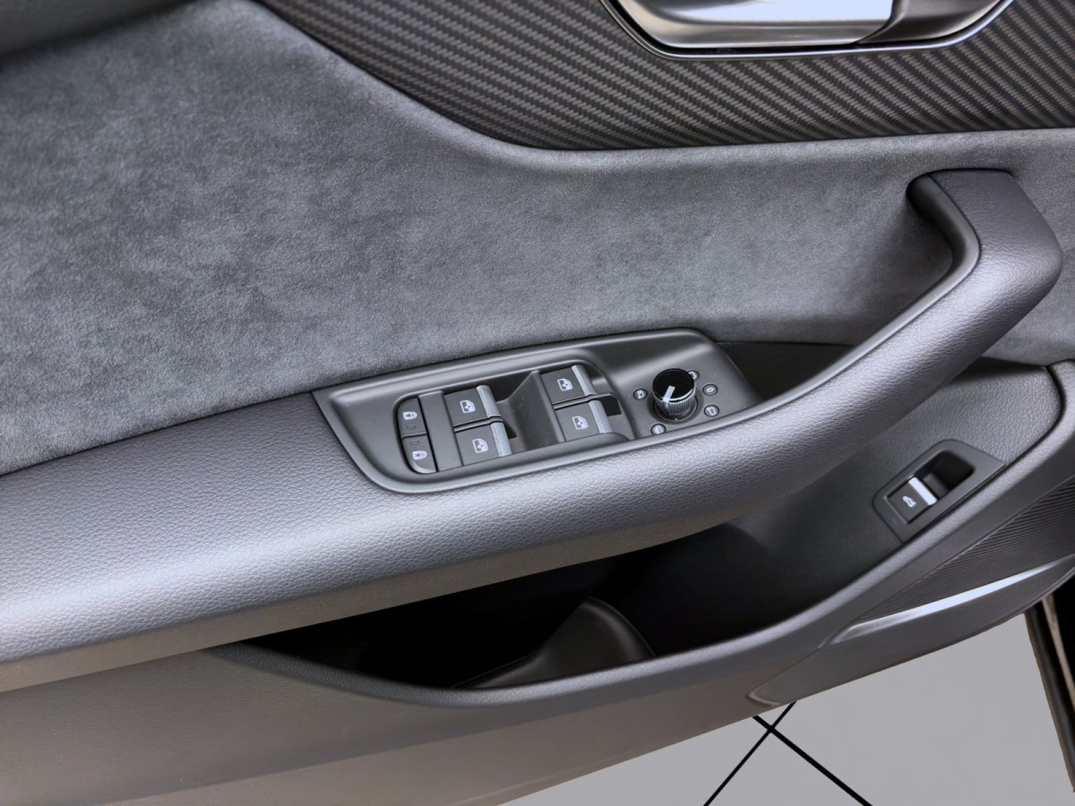 Thumb 10: Audi Q8 TDI Q S LINE STDHZG PANO AHK HD-MATRIX B&O HuD