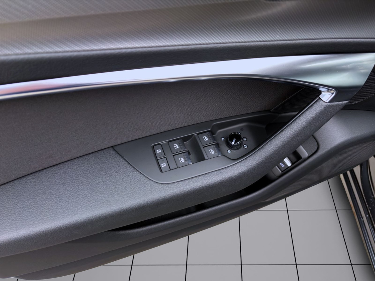 Thumb 9: Audi A6 Avant 50 TFSIe Q SPORT AHK NAVI LED SITZHZG