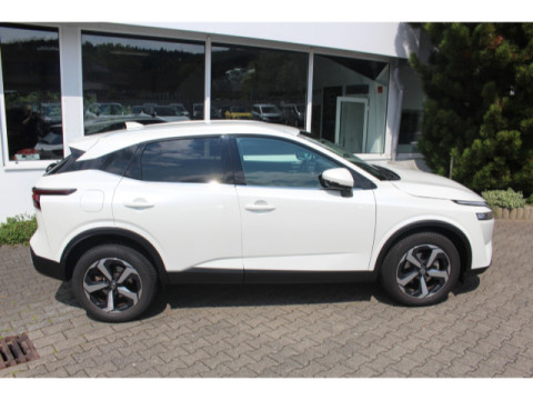 Ansicht 3 - Gebrauchtwagen Fahrzeug, Modell Qashqai der Marke Nissan von Verkäufer AH Westfalenstr. GmbH & Co.KG