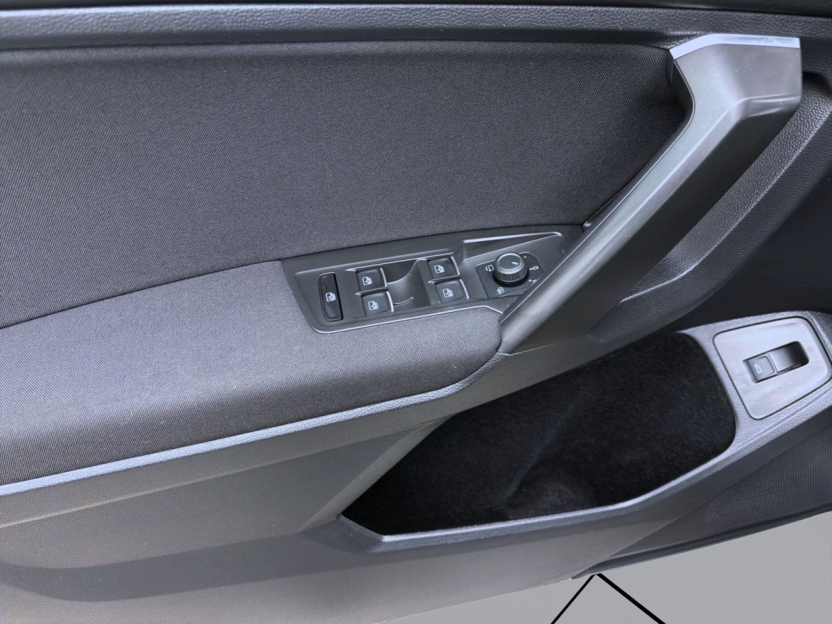 Thumb 10: Volkswagen Tiguan Allspace 2.0 TSI DSG 4M LIFE AHK NAVI SITZHZG LED PDC