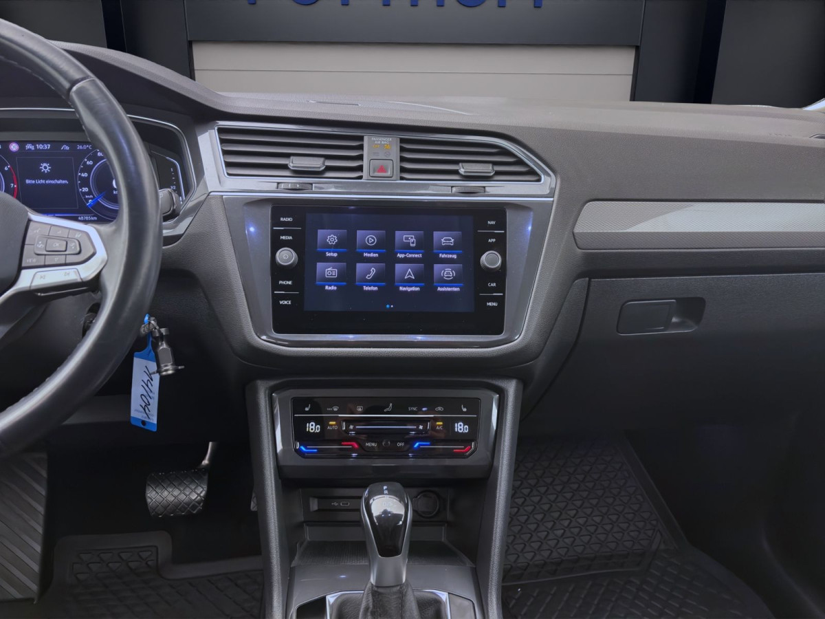Thumb 14: Volkswagen Tiguan Allspace 2.0 TSI DSG 4M LIFE AHK NAVI SITZHZG LED PDC