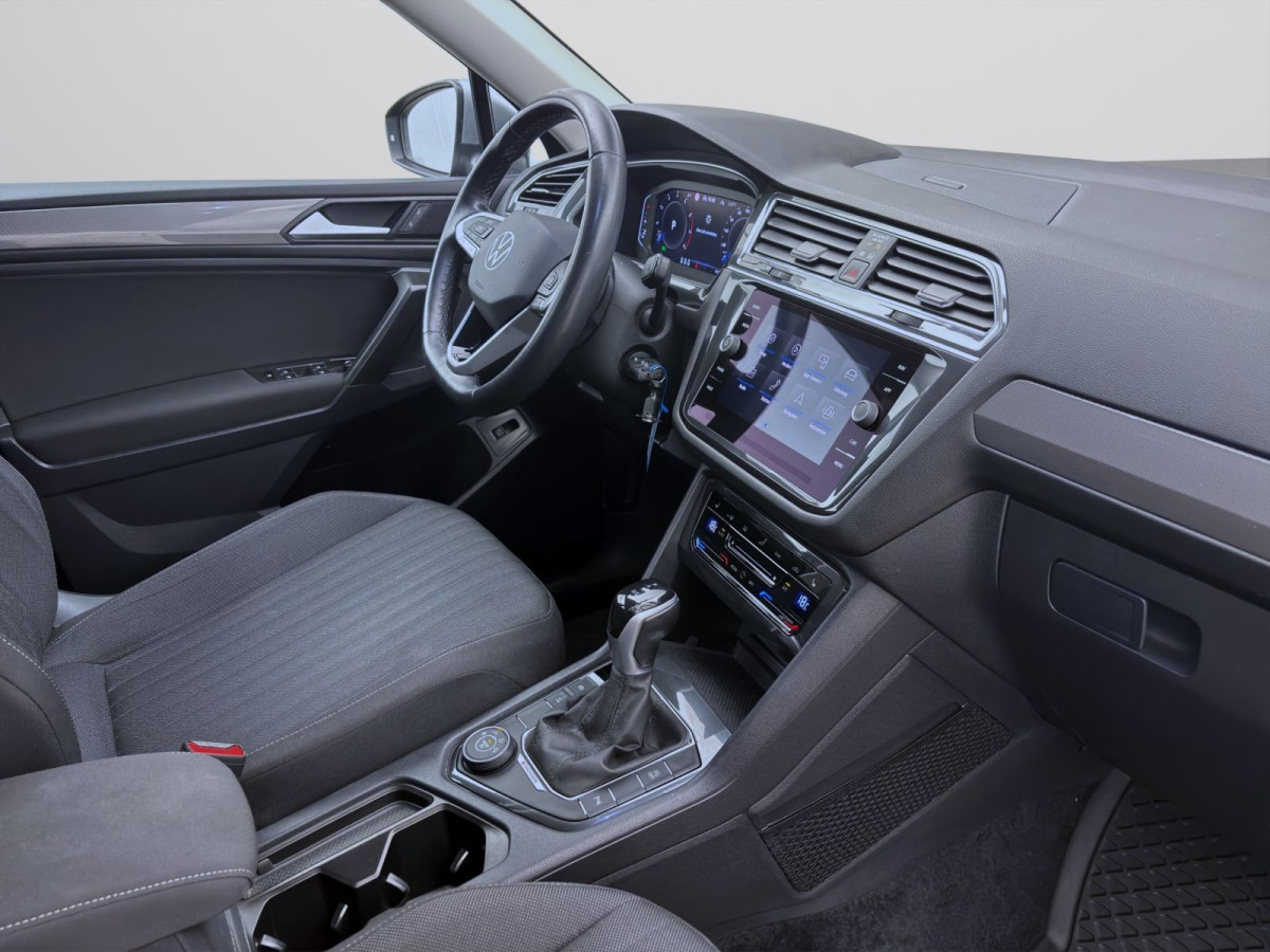 Thumb 17: Volkswagen Tiguan Allspace 2.0 TSI DSG 4M LIFE AHK NAVI SITZHZG LED PDC
