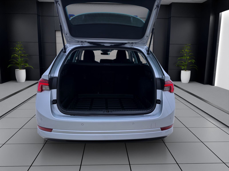Bild 4: Škoda Octavia Combi 2.0 TDI DSG STYLE NAVI HuD SITZHZG PDC
