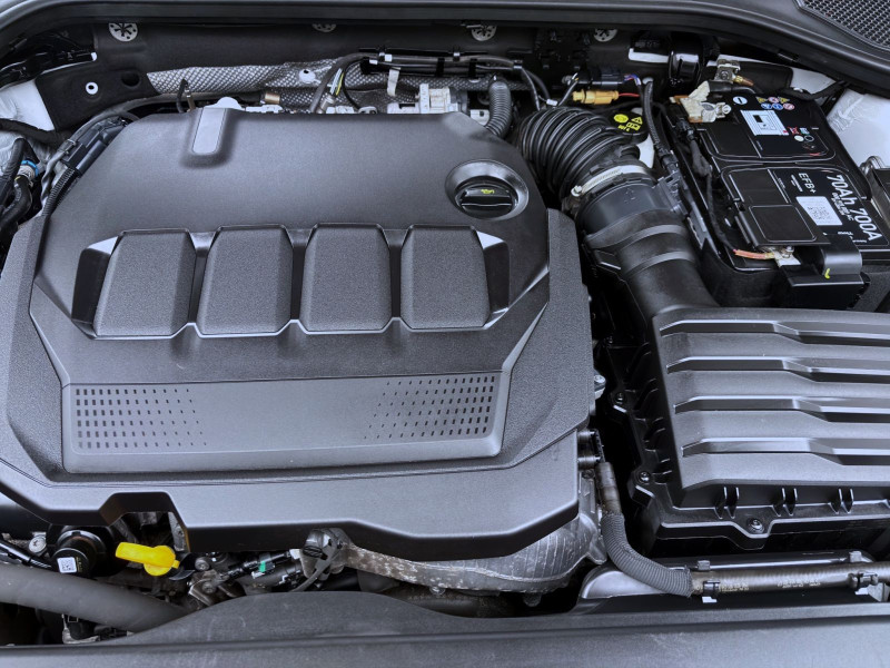 Bild 18: Škoda Octavia Combi 2.0 TDI DSG 4x4 SCOUT PANO MATRIX AHK PDC