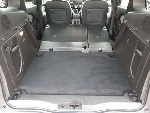 Ansicht 18 - Neuwagen Fahrzeug, Modell Townstar der Marke Nissan von Verkäufer Autocenter H.J. Mosig GmbH